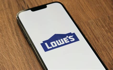 lowes overnight pay